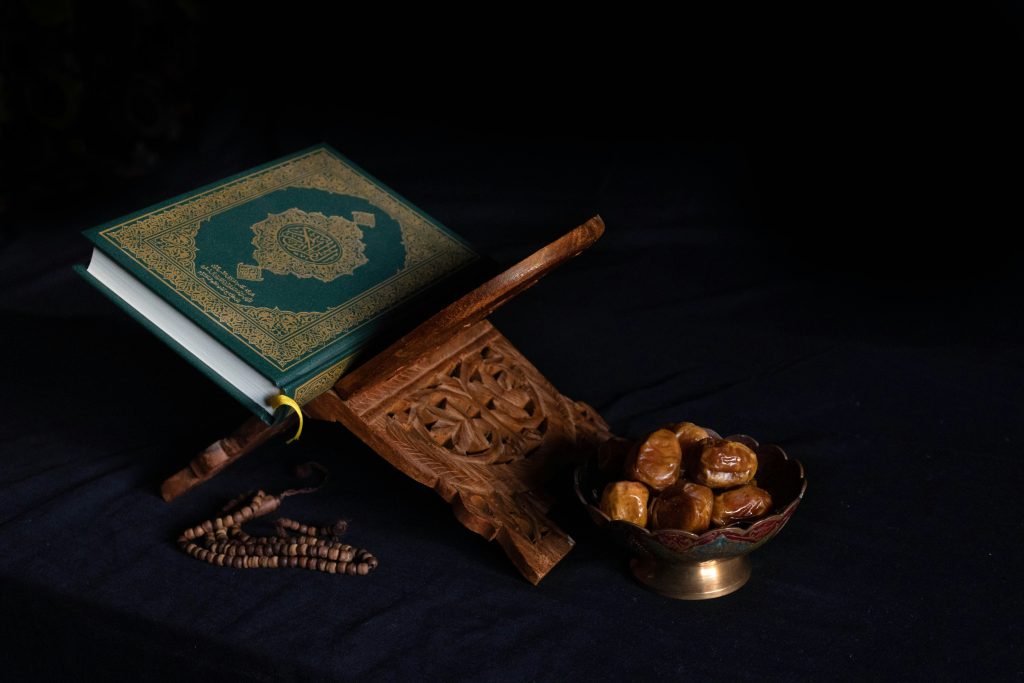 30 Jours de Ramadan : 90 Recettes Authentiques et Variées pour un Ftour Inoubliable.