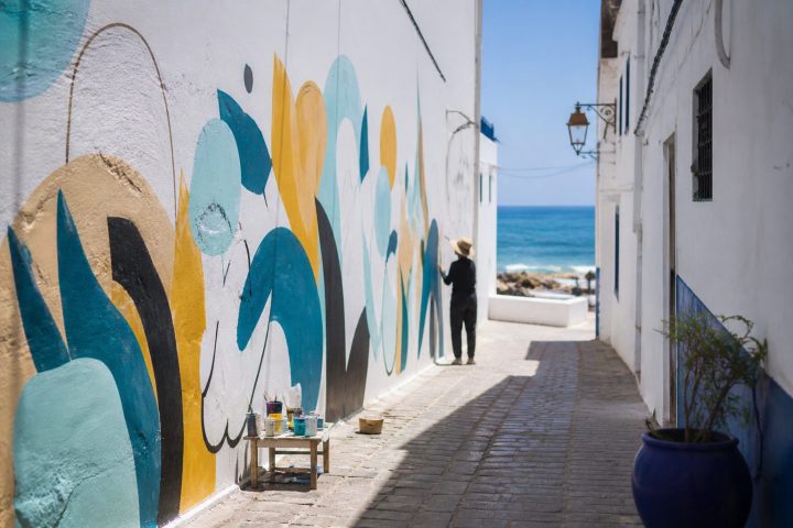 Parcourir Asilah entre médina, art et littoral
