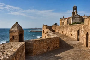 Remparts de la Cité portugaise d'El Jadida face à l'Atlantique