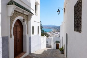 Passage blanc de Tétouan ouvert vers la Méditerranée et Tamuda Bay